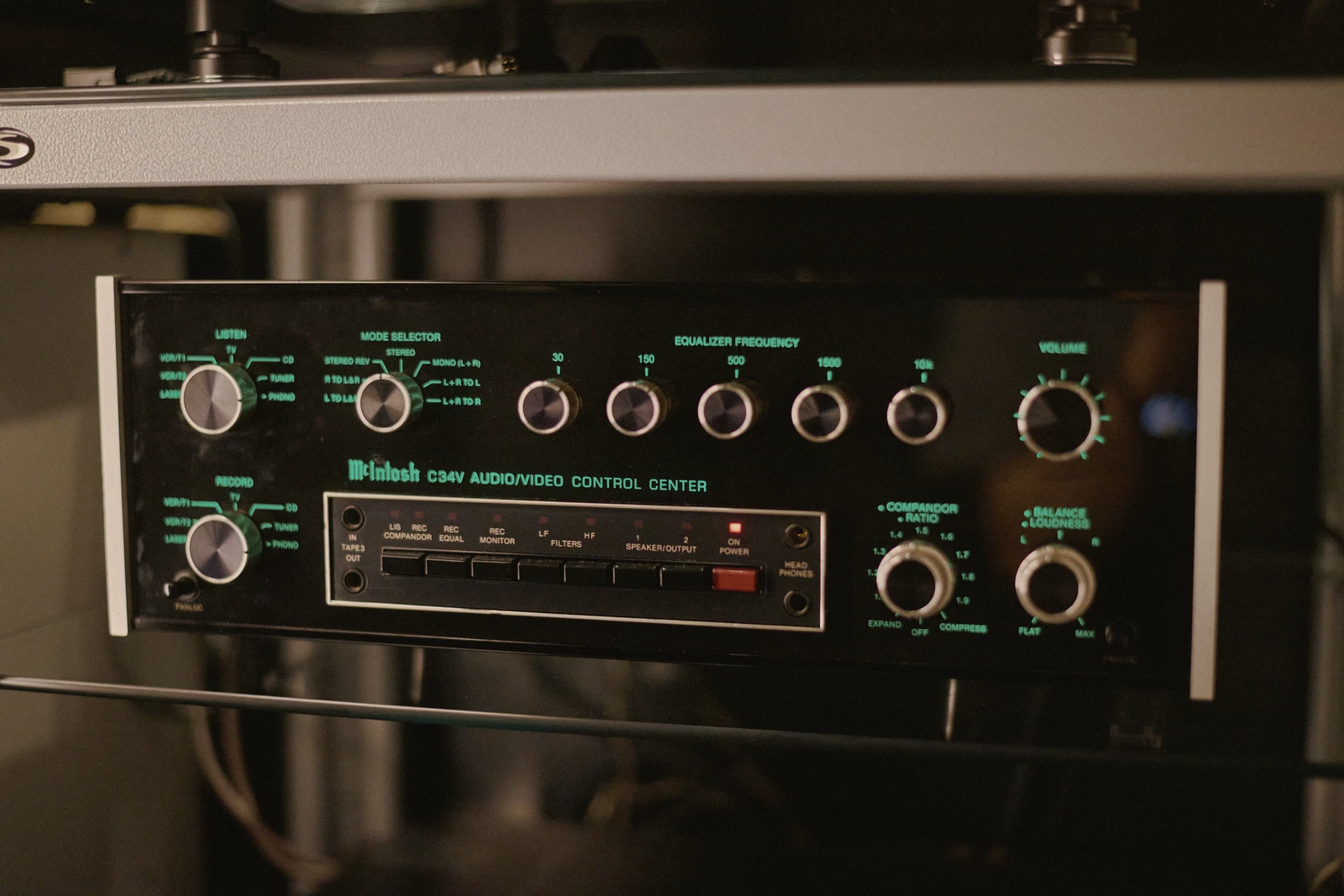 McIntosh C34V